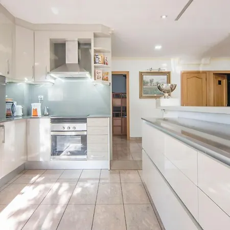 빌라 Tarracohomes, Cala Crancs Con Piscina Privada Y Mesa De Billar