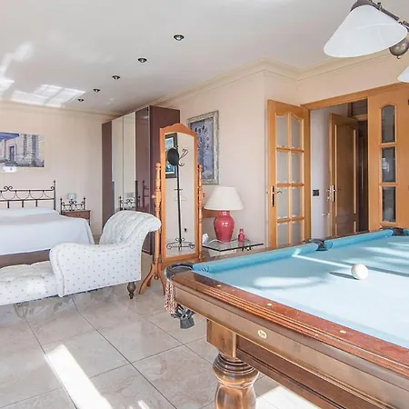 빌라 Tarracohomes, Cala Crancs Con Piscina Privada Y Mesa De Billar *