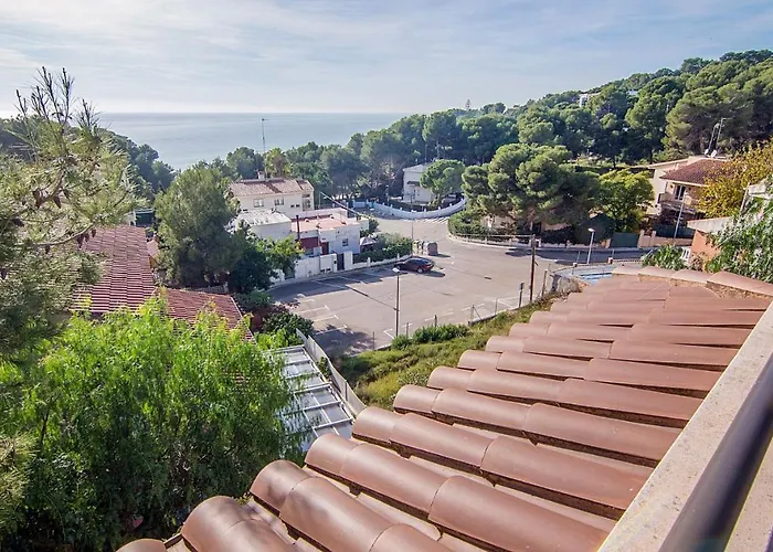 Tarracohomes, Cala Crancs Con Piscina Privada Y Mesa De Billar