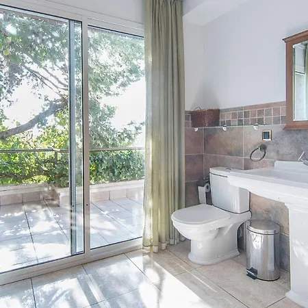 Tarracohomes, Cala Crancs Con Piscina Privada Y Mesa De Billar Villa *