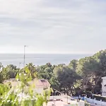Villa Tarracohomes, Cala Crancs Con Piscina Privada Y Mesa De Billar Salou